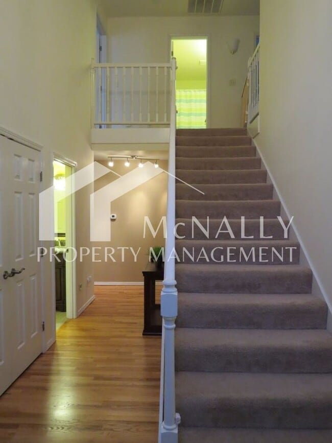 Building Photo - Wonderful 3 Bedroom, 2.5 Bath Home in Gig Harbor