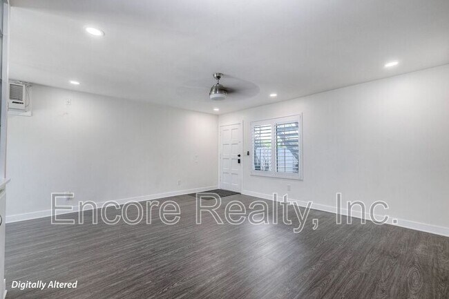 Building Photo - 4070 Illinois St