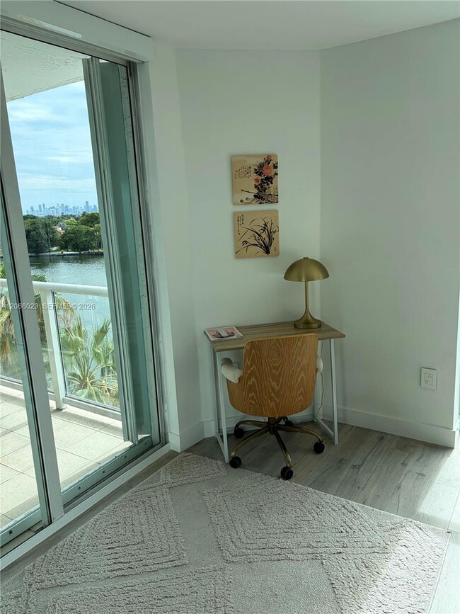Building Photo - 5900 Collins Ave