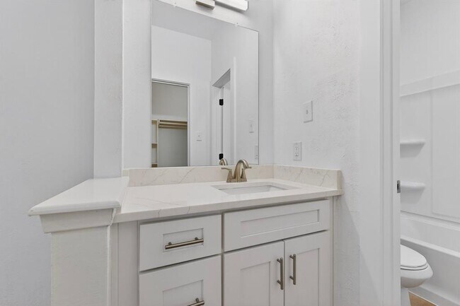 Building Photo - 11306 Nicole Cove