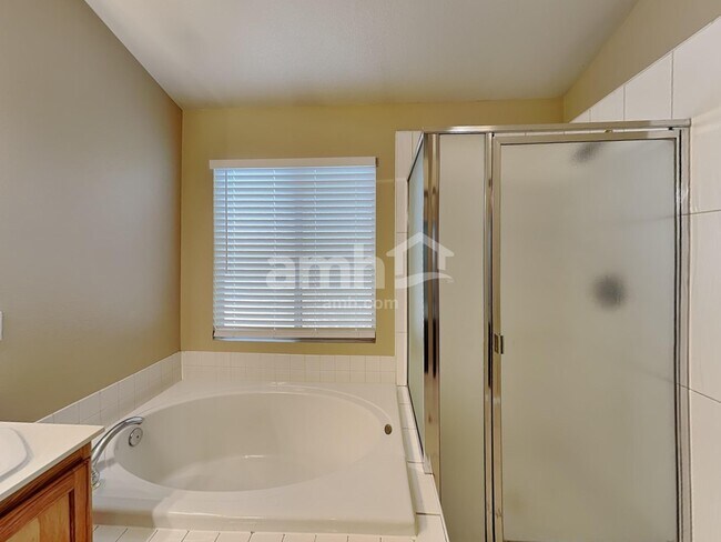 Building Photo - 1416 Bugle Boy Dr