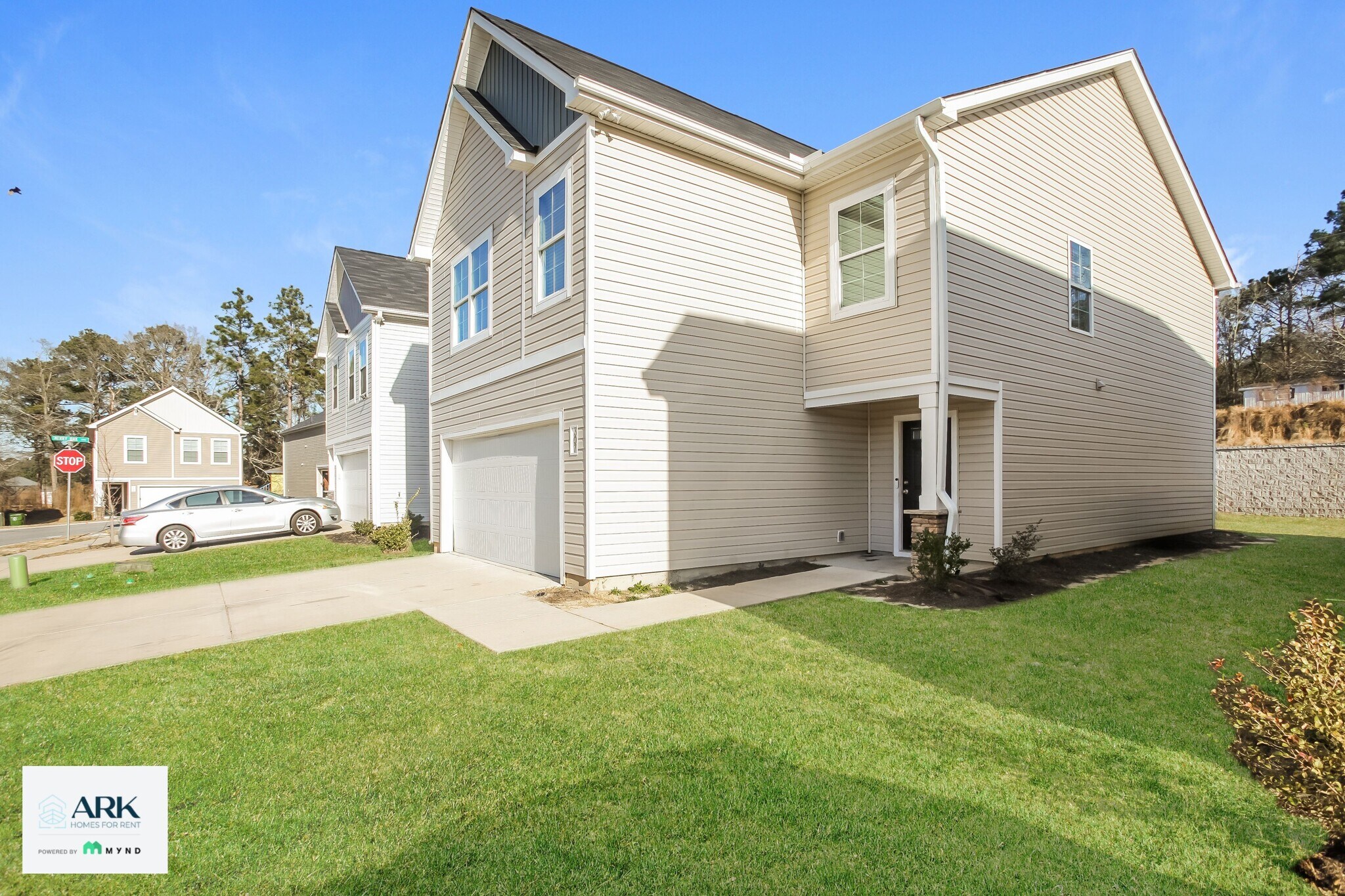 Building Photo - 307 Longstone Ct