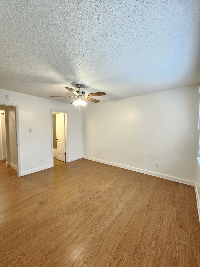 Building Photo - Charming 4-Bedroom Retreat with Cozy Fireplace in Vibrant Austin Neighborhood!