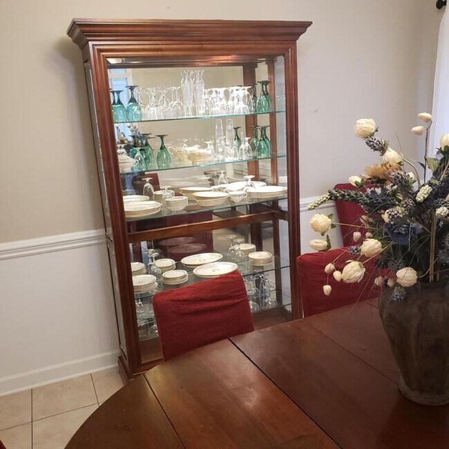 Building Photo - The Woodlands Subdivision/ Level Plains .... COMPLETELY FURNISHED WITH POOL!!!