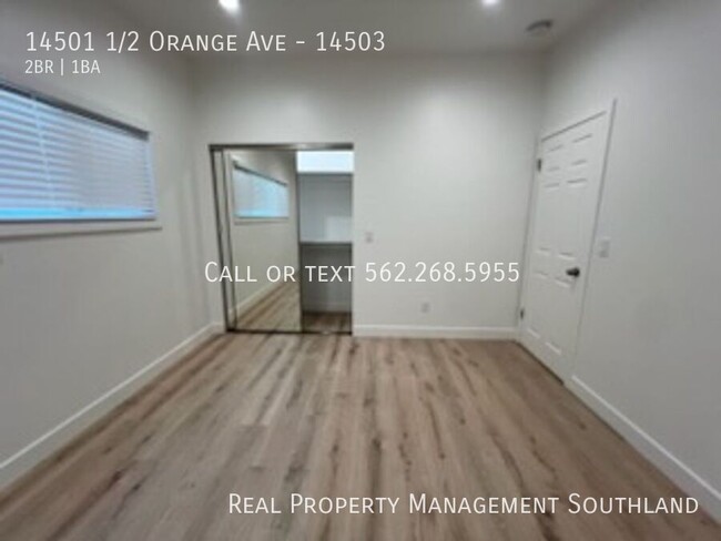 Building Photo - 2 Bed/ 1 Bath Apartment in Paramount For R...