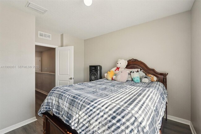 Building Photo - 508 Glenn Cross Dr