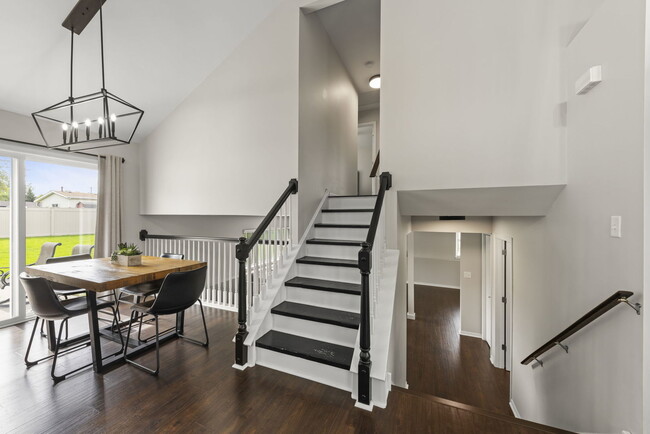 Building Photo - 16505 Timberview Dr