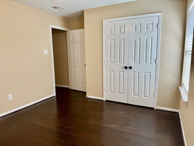 Building Photo - 21914 Cascade Hollow Ln