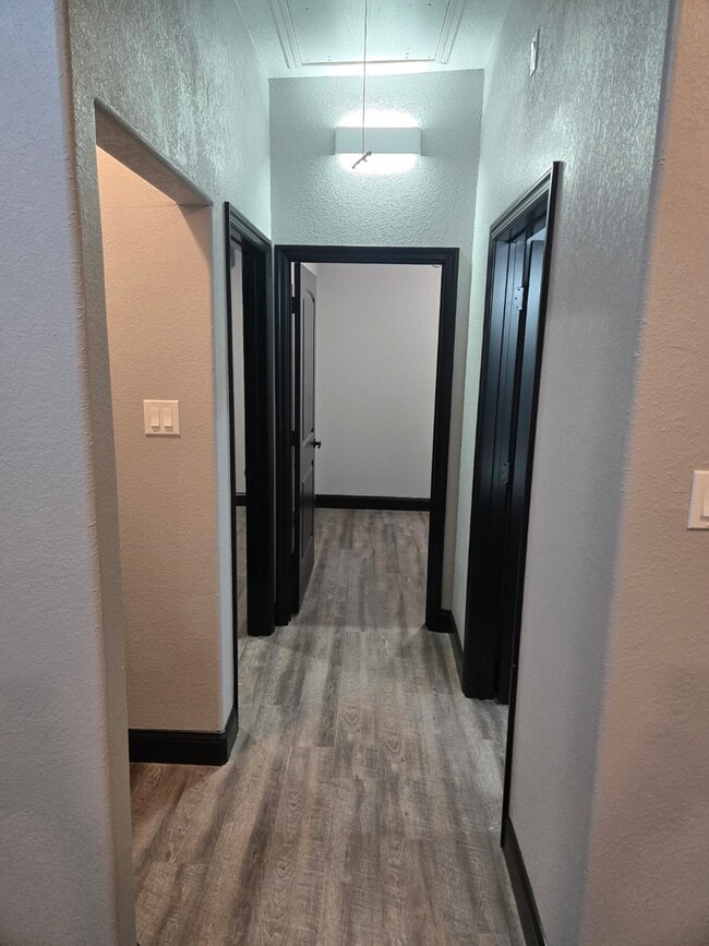 Building Photo - 2886 Broadway St