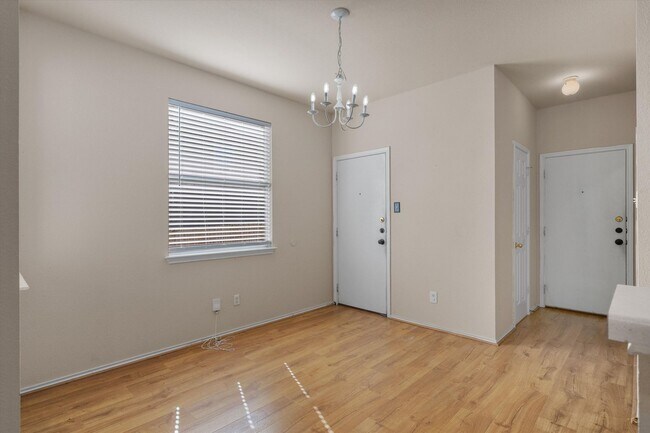 Building Photo - 13720 Harris Ridge Blvd