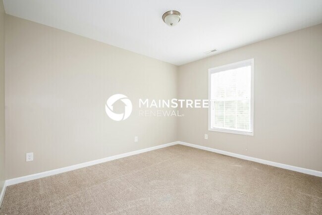 Building Photo - 3 Bedroom Pet-Friendly Home in Durham, NC with Main Street Renewal