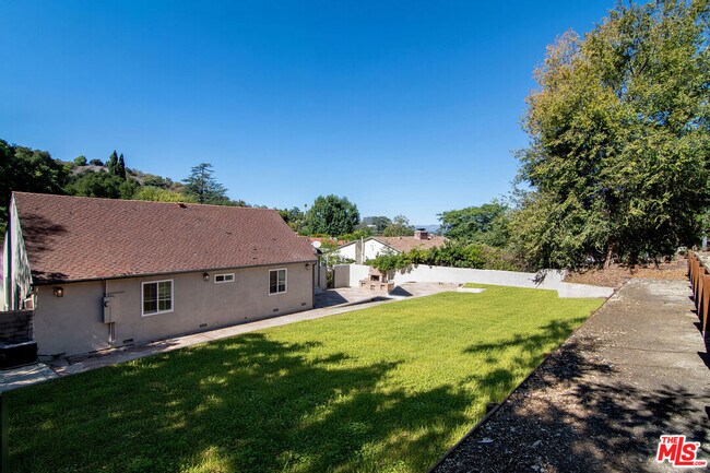 Building Photo - 4108 Madelia Ave