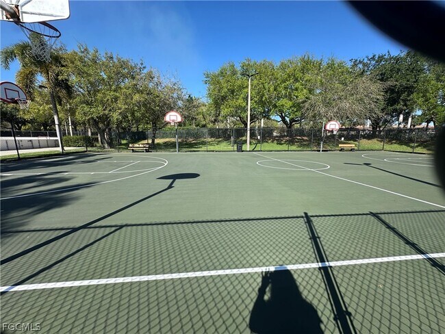 Building Photo - 12469 Pebble Stone Ct