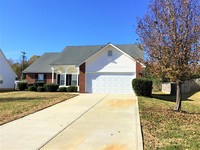 Building Photo - 2721 Waycross Dr