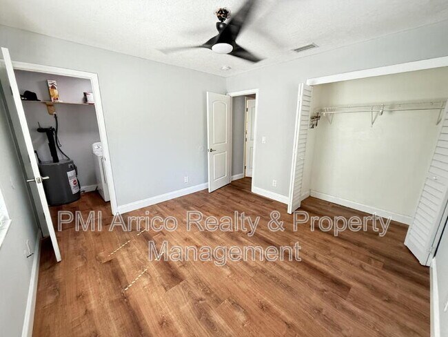 Building Photo - 2809 Marconi St