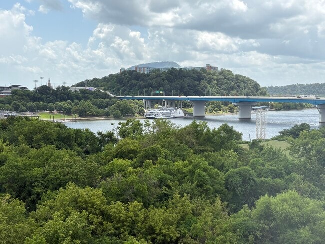 Building Photo - 200 Manufacturers Rd