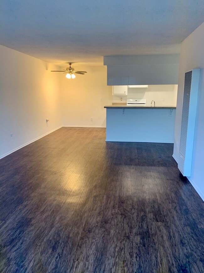 Building Photo - Casa Fortin Apartments