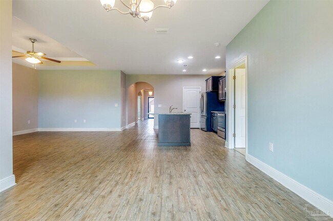 Building Photo - 1717 Waterford Sound Blvd