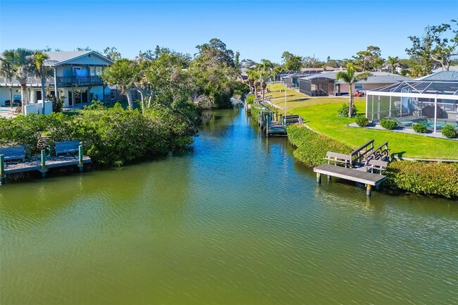Building Photo - 503 Roberts Bay Dr