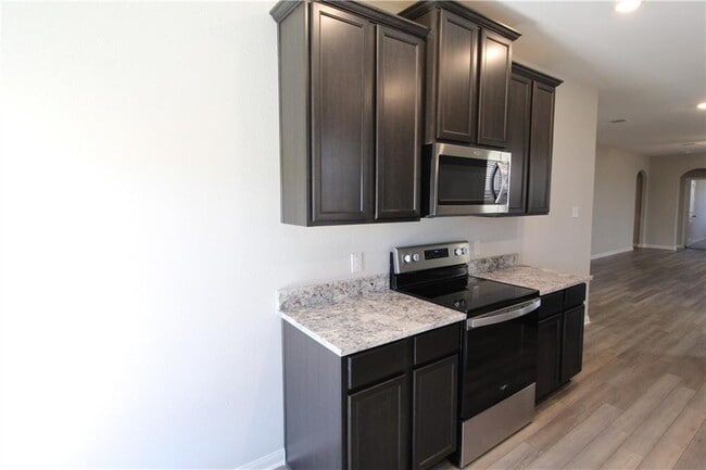 Building Photo - 117 Star Spangled Dr