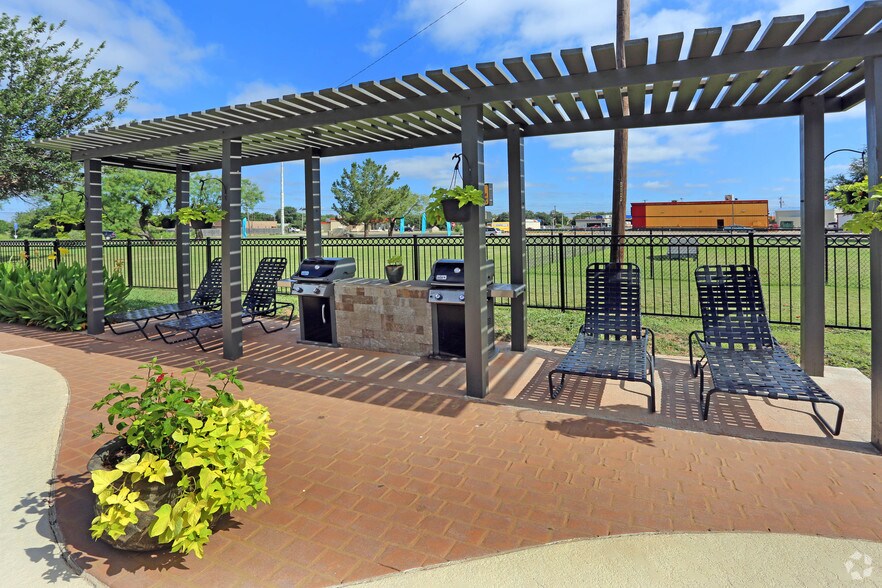 Mill Creek 5249 US Highway 277 S Abilene TX 79605 Apartment Finder