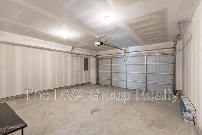 Building Photo - 9951 Albright Knot Wy