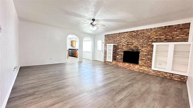 Building Photo - 1301 Quail Dr