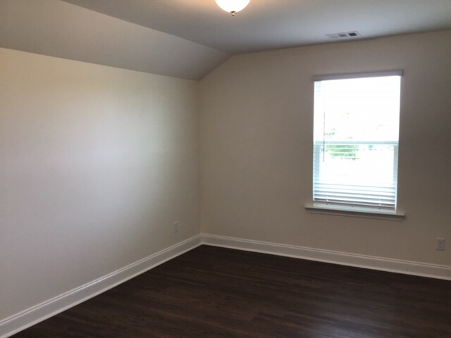 Building Photo - 104 Parkside Blvd