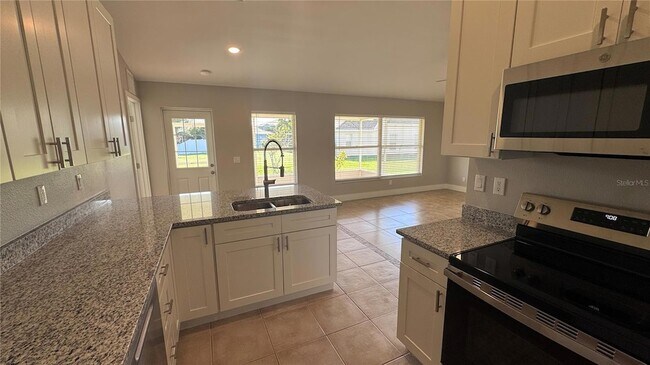 Building Photo - 11728 Shirburn Cir