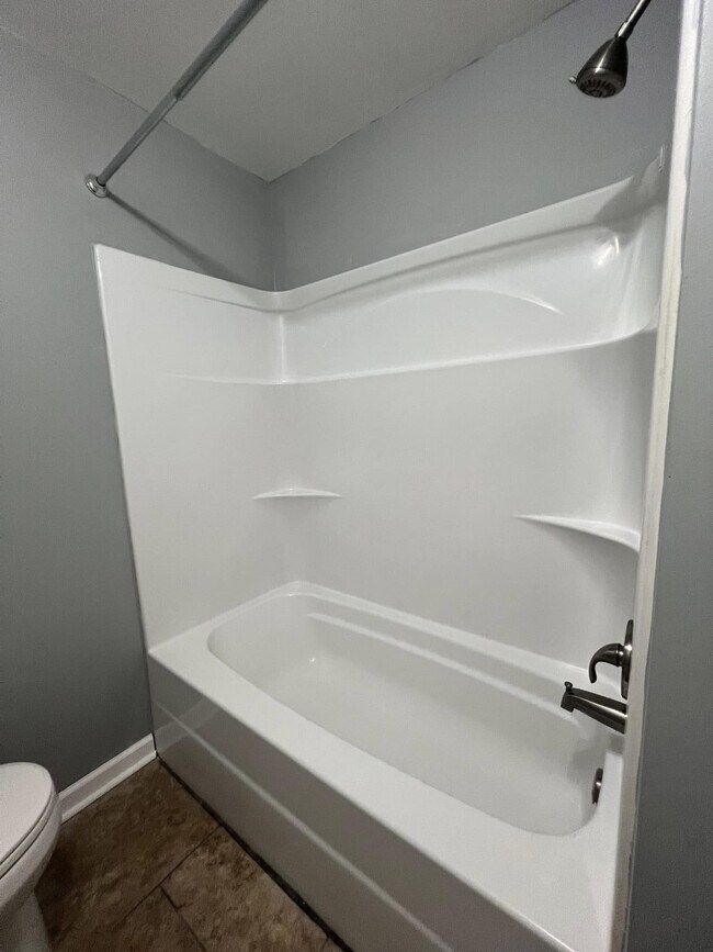 Building Photo - 59 Beaver Rd