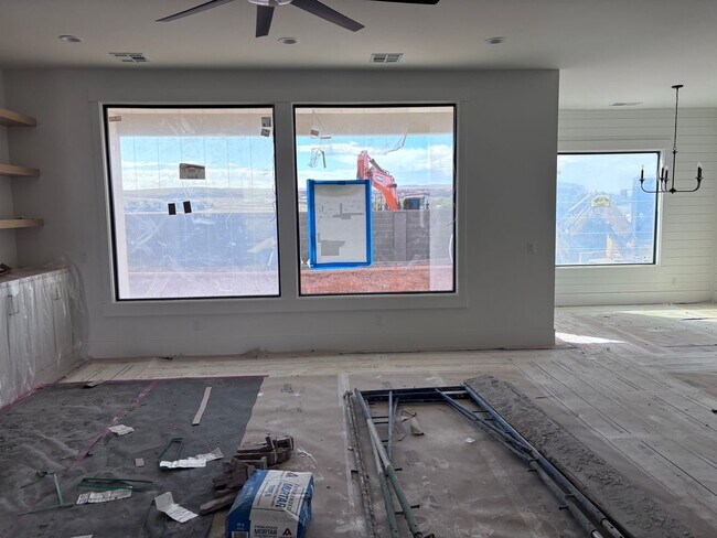 Building Photo - Luxury Living Near Sand Hollow – Spacious Home with RV Garage & Pool!