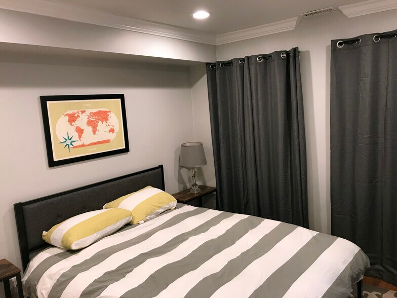 Bedroom - 2033 13th St NW