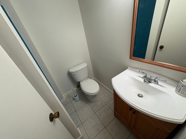 Building Photo - 6808 River Ridge Dr