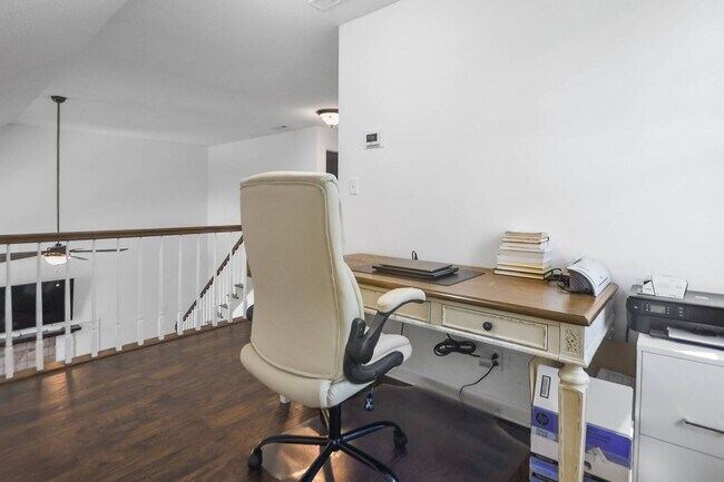 Building Photo - 506 Brentwood Cir