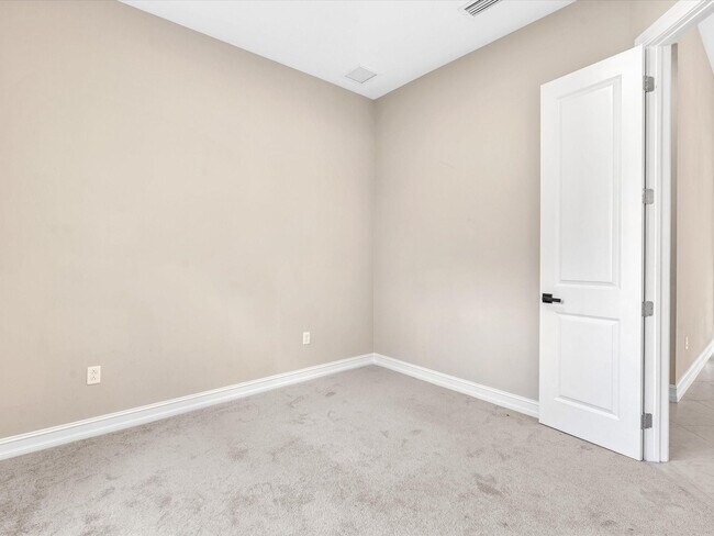 Building Photo - 10630 SW 55th St