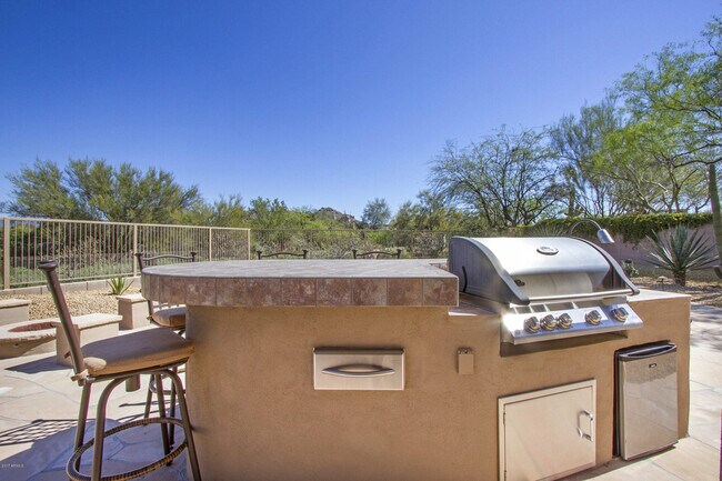 Building Photo - 7180 E Thirsty Cactus Ln