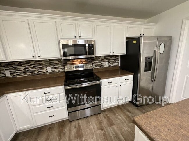 Building Photo - 2621 Greystone Estates Pkwy
