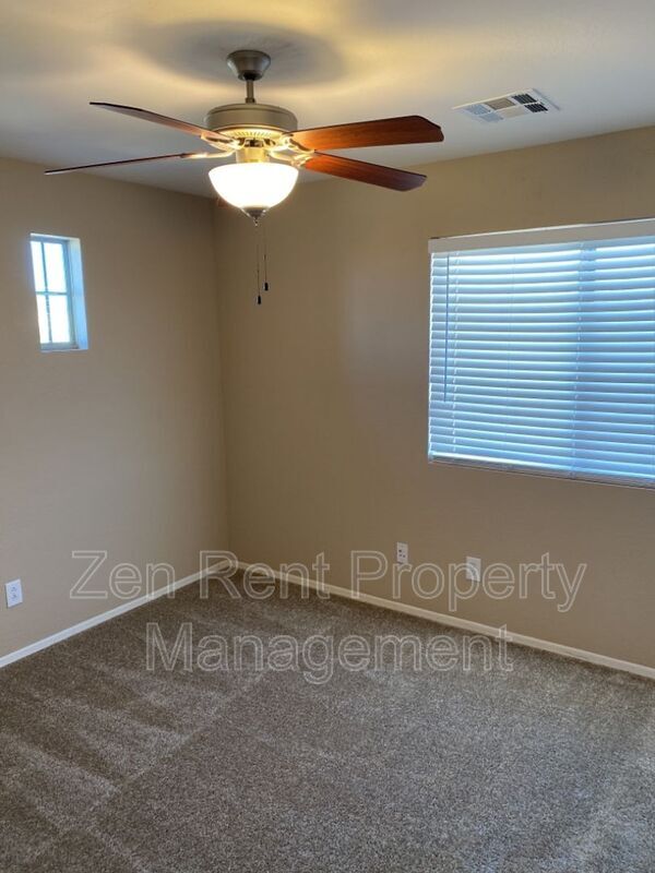 Building Photo - 2541 W Canyon Way