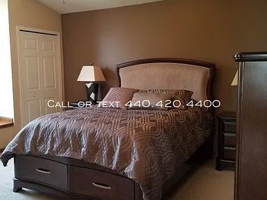 Building Photo - 16583 Sunwood Oval