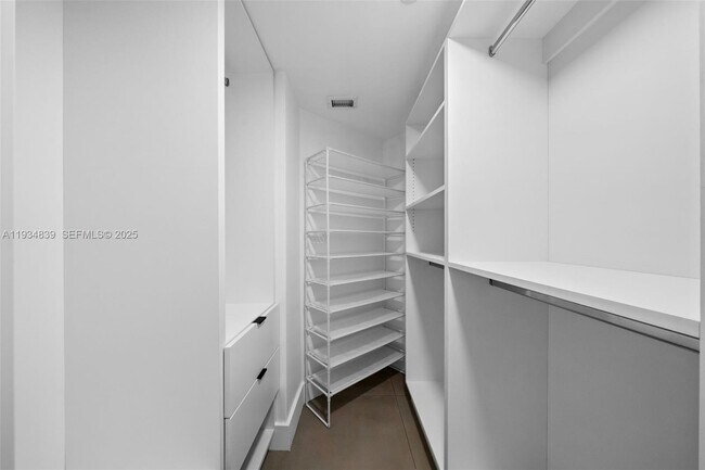 Building Photo - 3300 NE 191st St