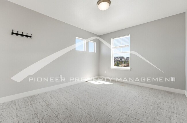 Building Photo - Stunning Home with Central AC and 2-Car Garage