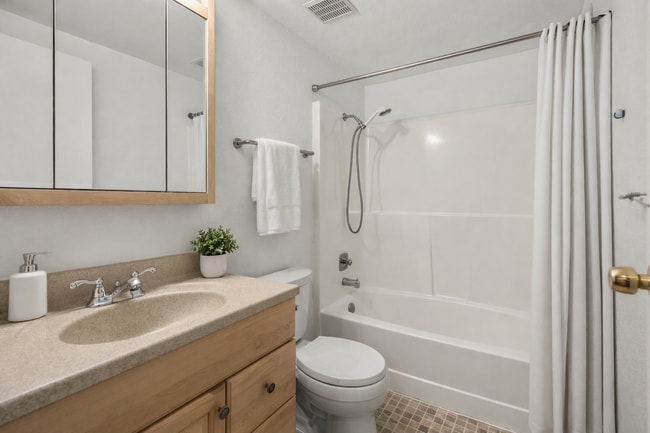 Building Photo - 9517 NE 180th St