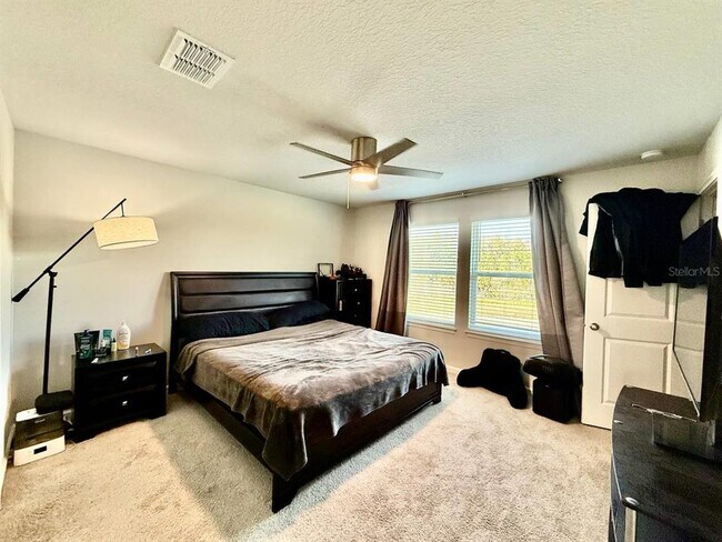 Building Photo - 8319 Wildflower Glen Ave