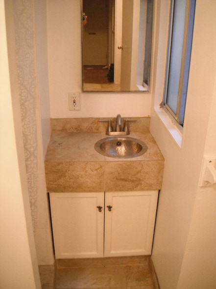 Building Photo - 24 Himmelmann Pl