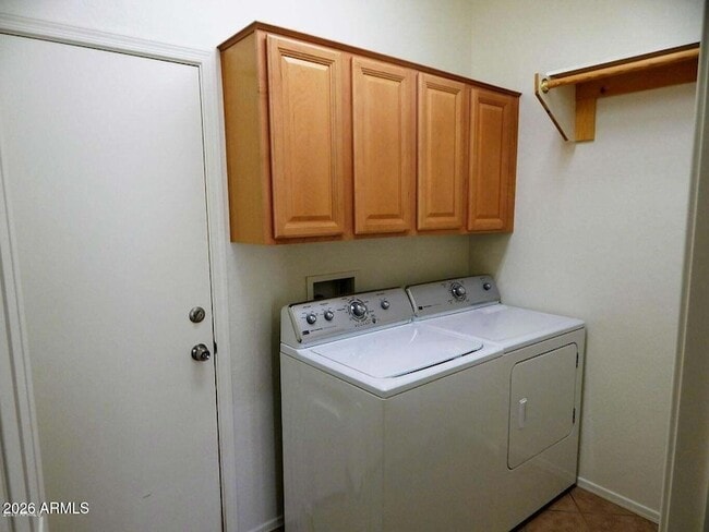 Building Photo - 8770 W Wood Dr