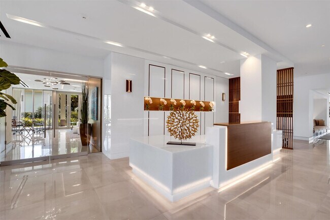 Building Photo - 435 Bayshore Dr