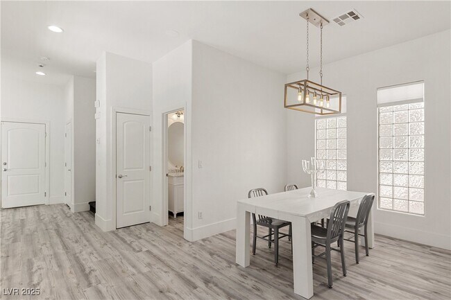 Building Photo - 9228 Whitekirk Pl