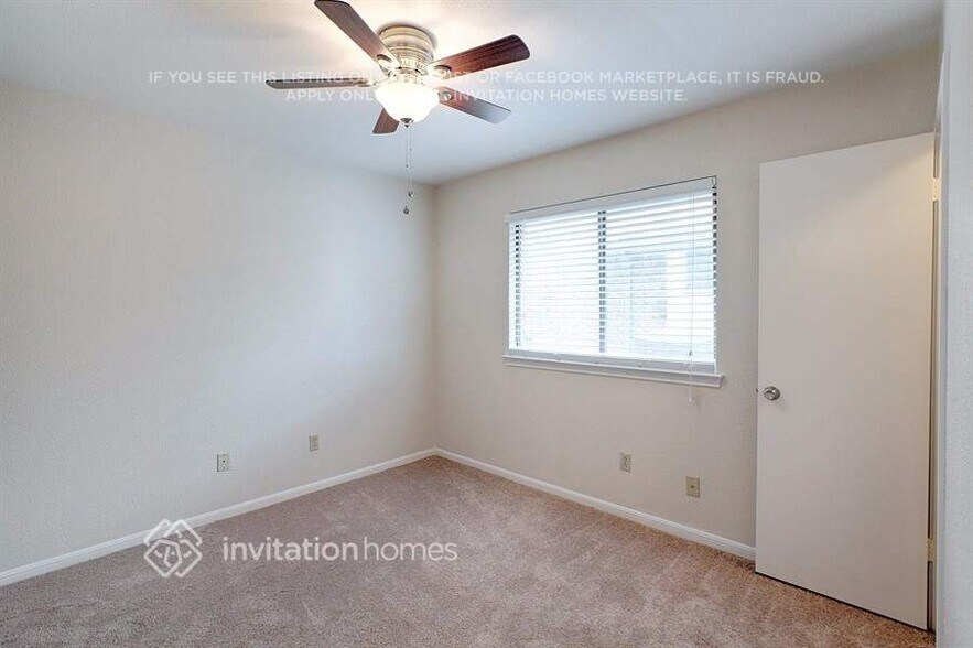 Building Photo - 1720 Brighton Dr