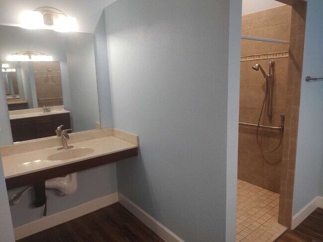 Building Photo - "Spacious 4-Bedroom with 3 Full Baths - 2,...