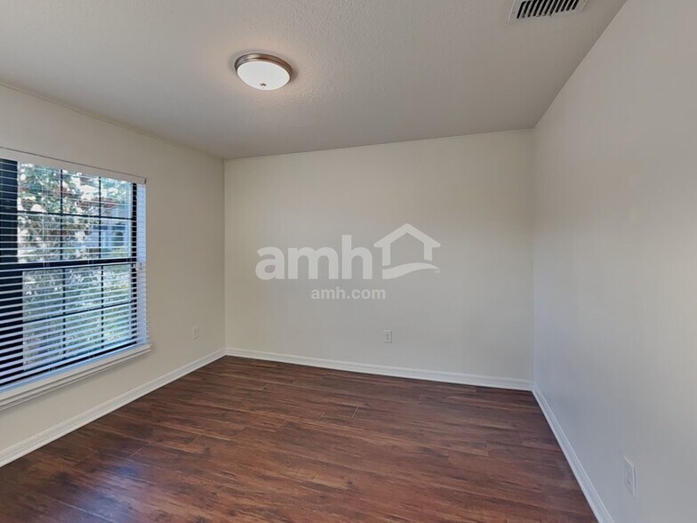 Building Photo - 14411 Alistar Manor Dr